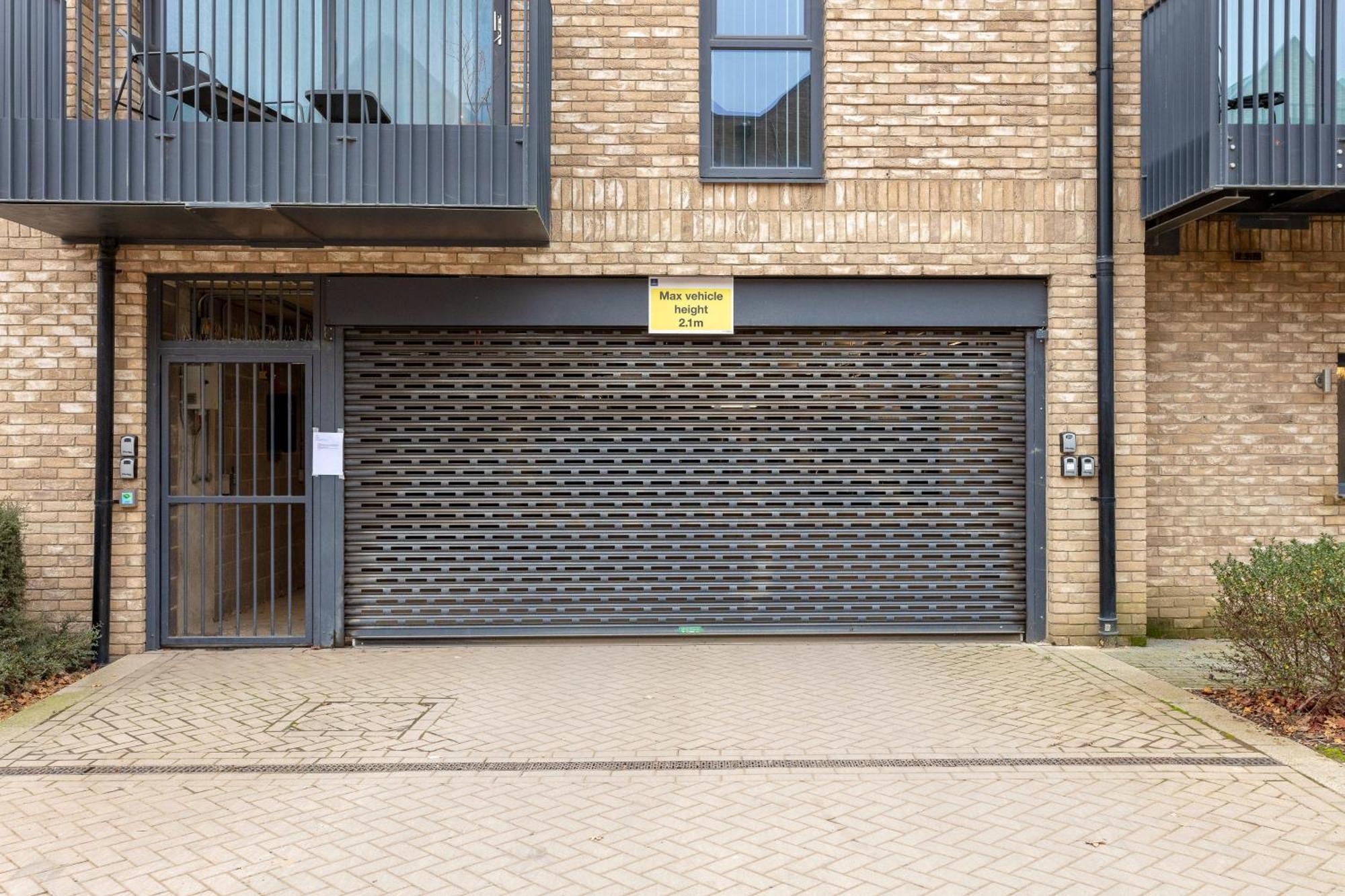 Penthouse Apartment - City Centre - Secure Parking, Balcony, Self-Check-In, Fast Wifi And Smart Tv With Netflix By Yoko Property Milton Keynes Extérieur photo